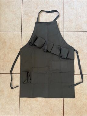 Mammoth BBQ Dark Gray Utility Apron with Ruffle Tool Pockets Drink Can Holder